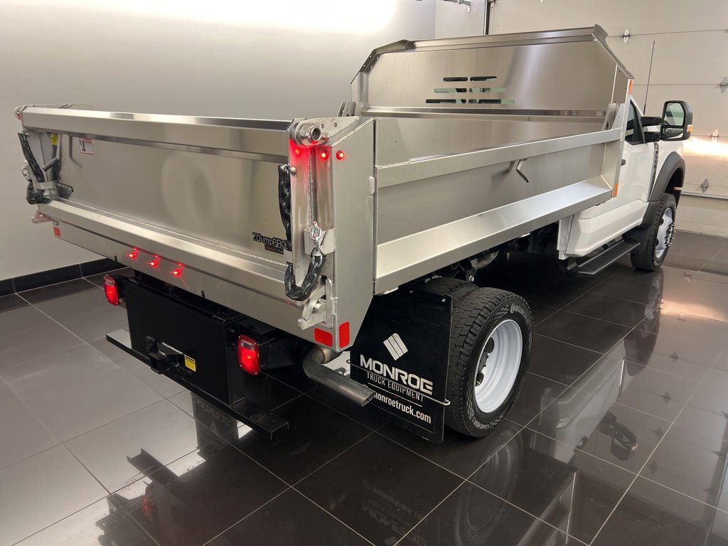 New 2025 Ford F550 4x4 Regular Cab Super Duty image 6