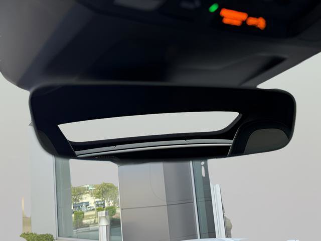 Used 2025 Porsche 911 Carrera image 20