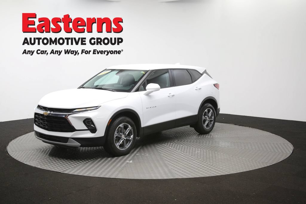 Used 2025 Chevrolet Blazer LT FWD image 58