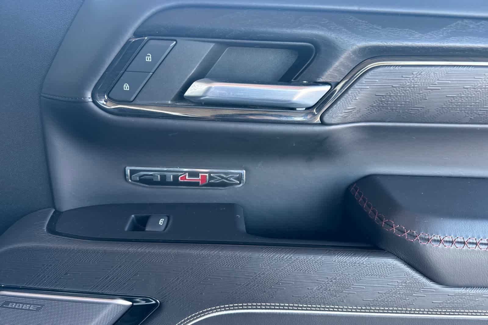 Used 2023 GMC Sierra 1500 AT4X image 18