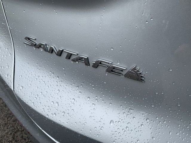 Used 2020 Hyundai Santa Fe SE AWD/4WD image 16