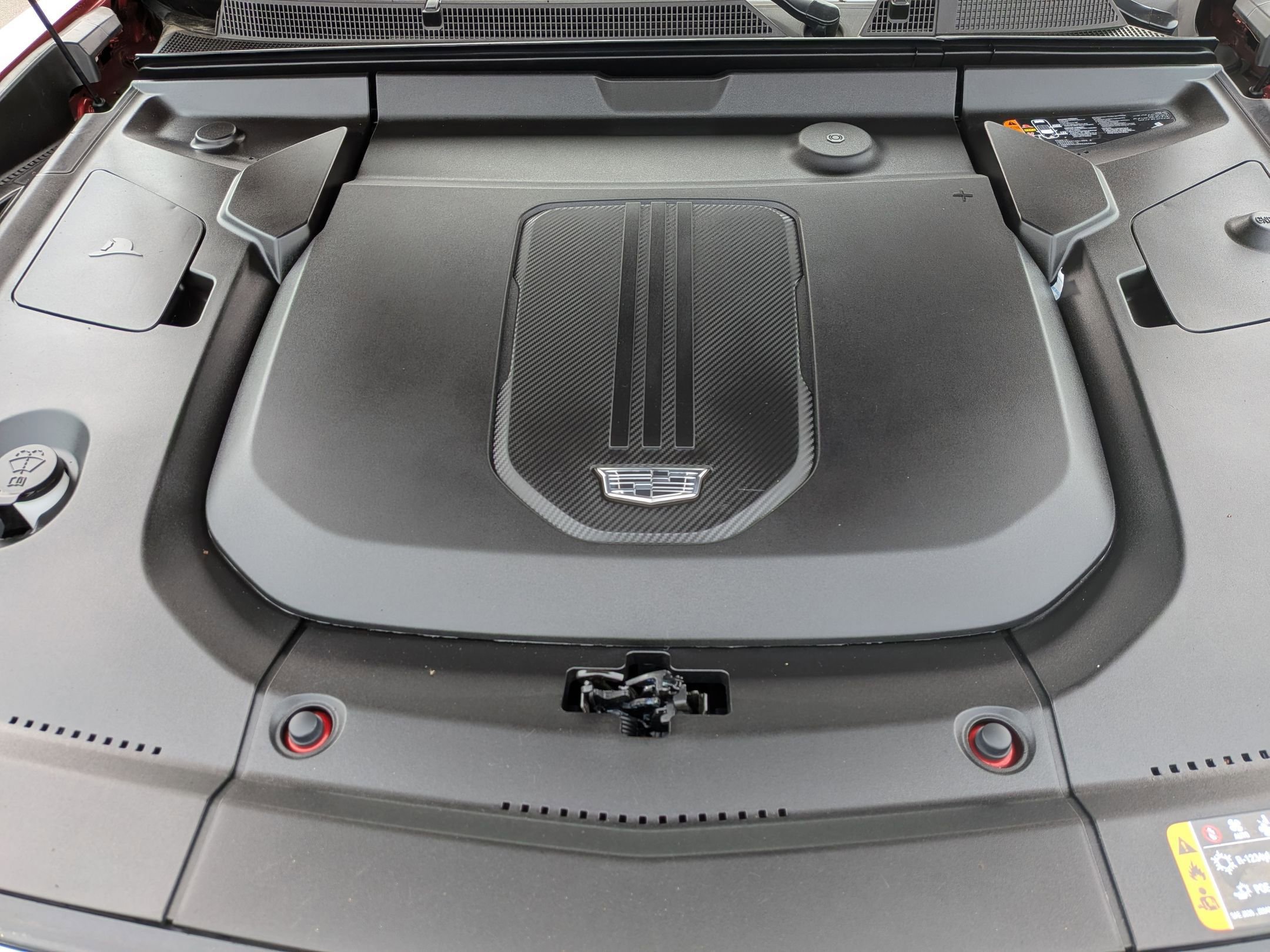 Certified 2024 Cadillac Lyriq Sport AWD/4WD image 31