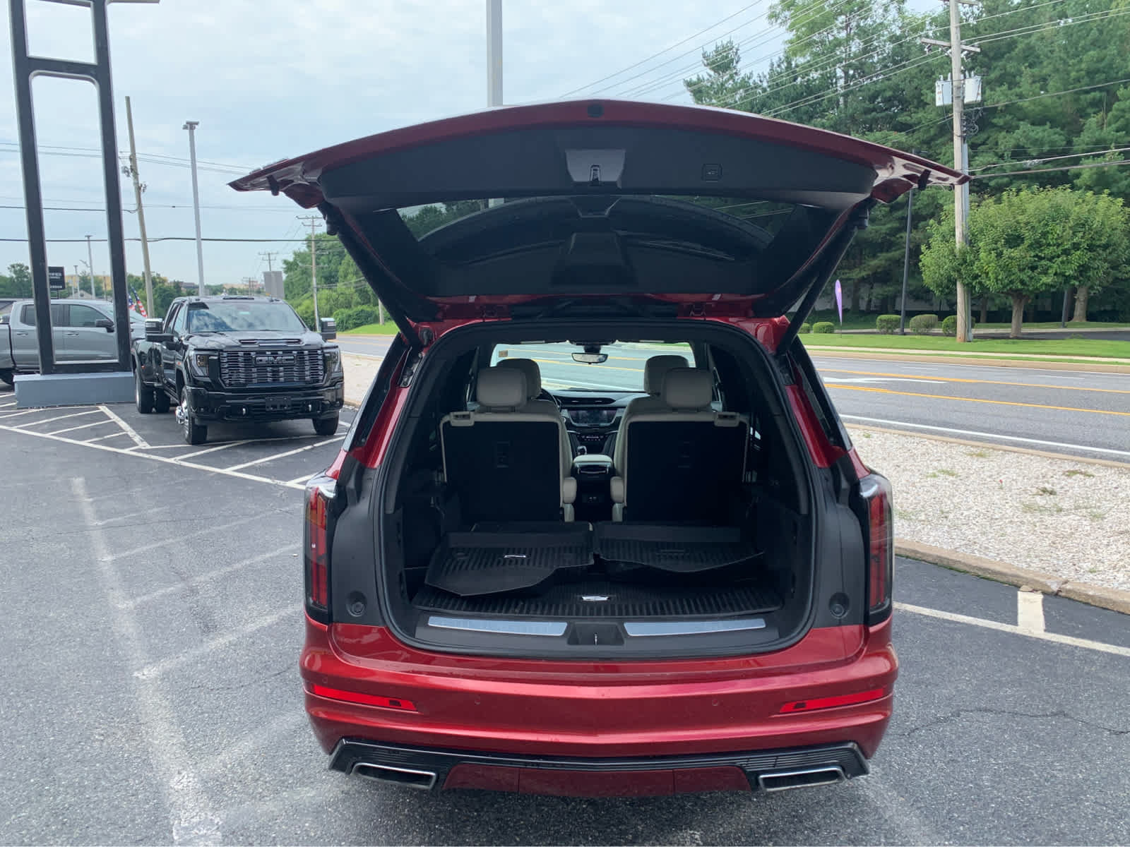Used 2020 Cadillac XT6 Sport AWD/4WD image 5