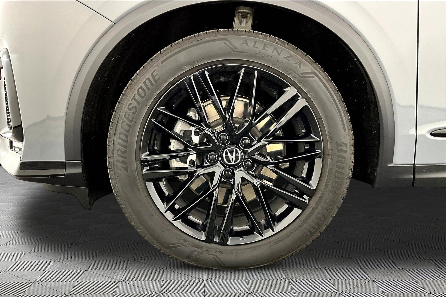 Used 2025 Acura MDX A-Spec image 35