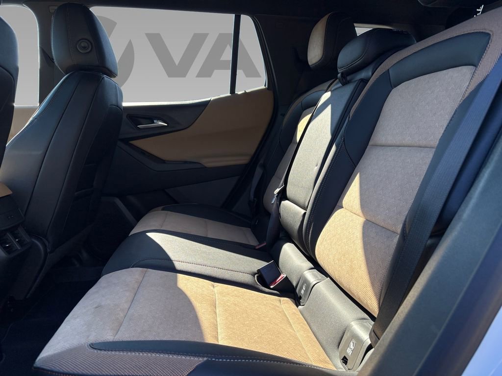 New 2026 Chevrolet Equinox ACTIV w/ Safety and Technology Package AWD/4WD image 4