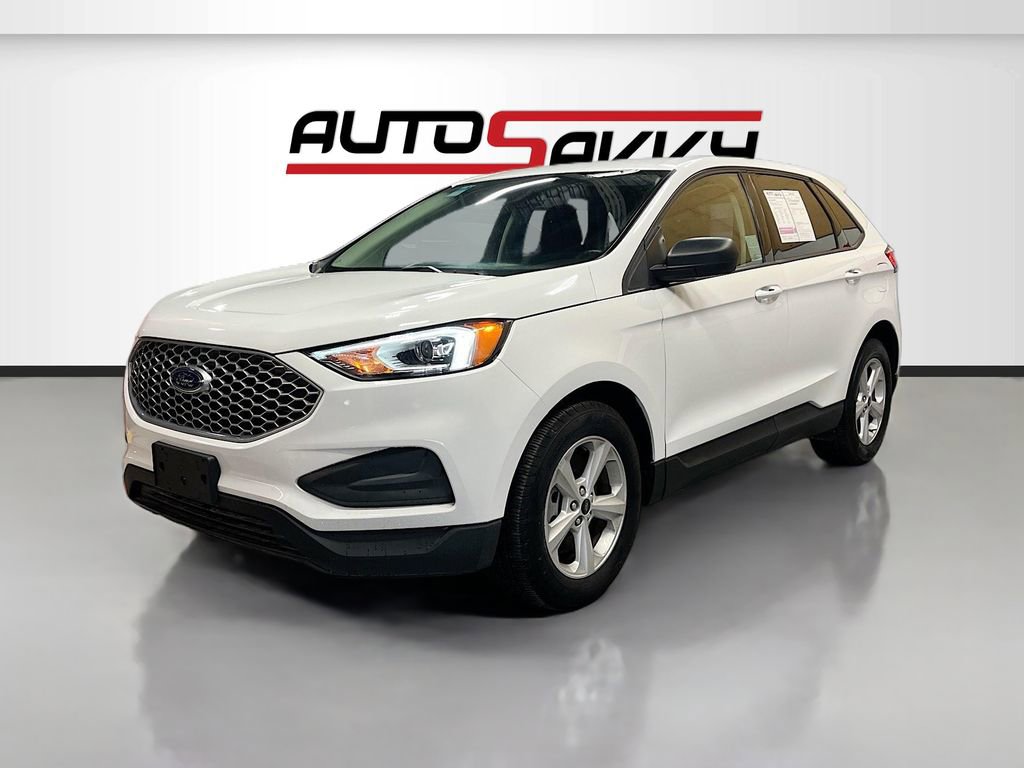 Used 2024 Ford Edge SE image 3