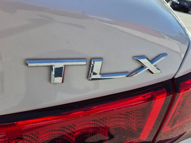 Used 2018 Acura TLX FWD image 15