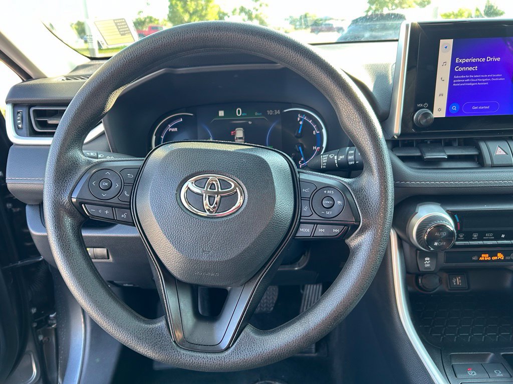 Used 2025 Toyota RAV4 XLE AWD/4WD image 22