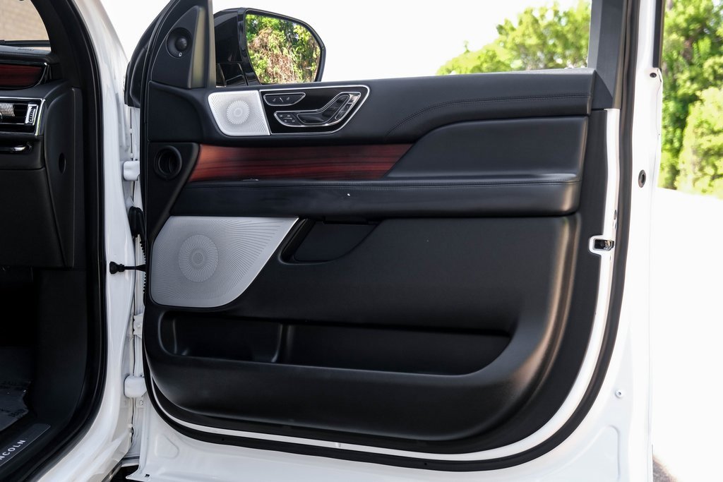 Used 2023 Lincoln Navigator L Reserve image 57