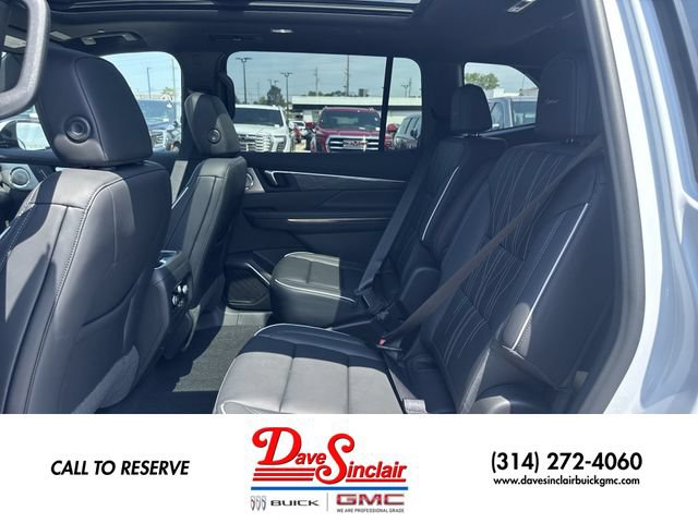 New 2026 Buick Enclave Avenir w/ Super Cruise Package FWD image 23