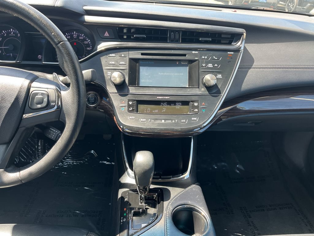 Used 2015 Toyota Avalon XLE FWD image 17