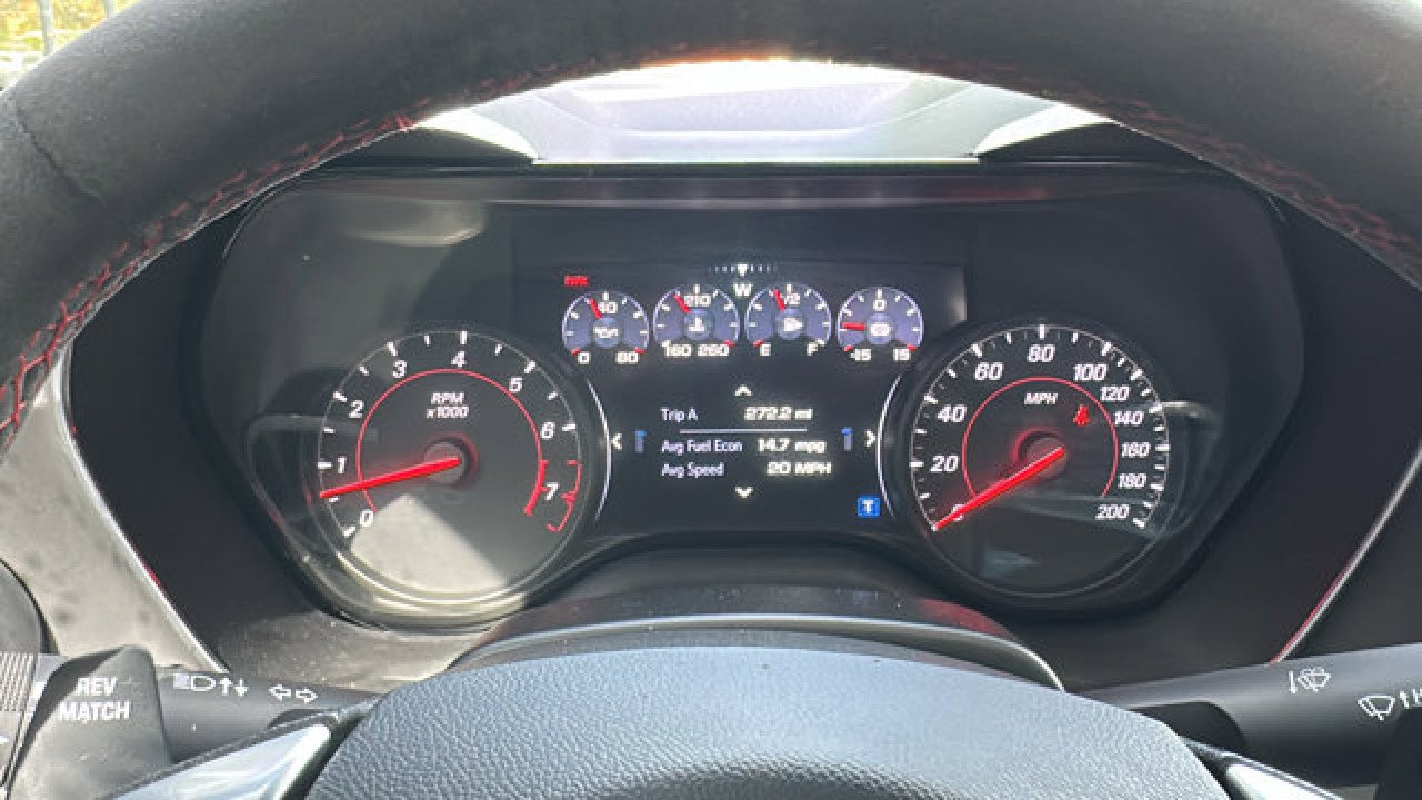 Used 2019 Chevrolet Camaro ZL1 image 17