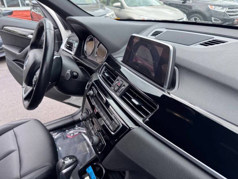 Used 2019 BMW X1 xDrive28i w/ Convenience Package AWD/4WD image 22