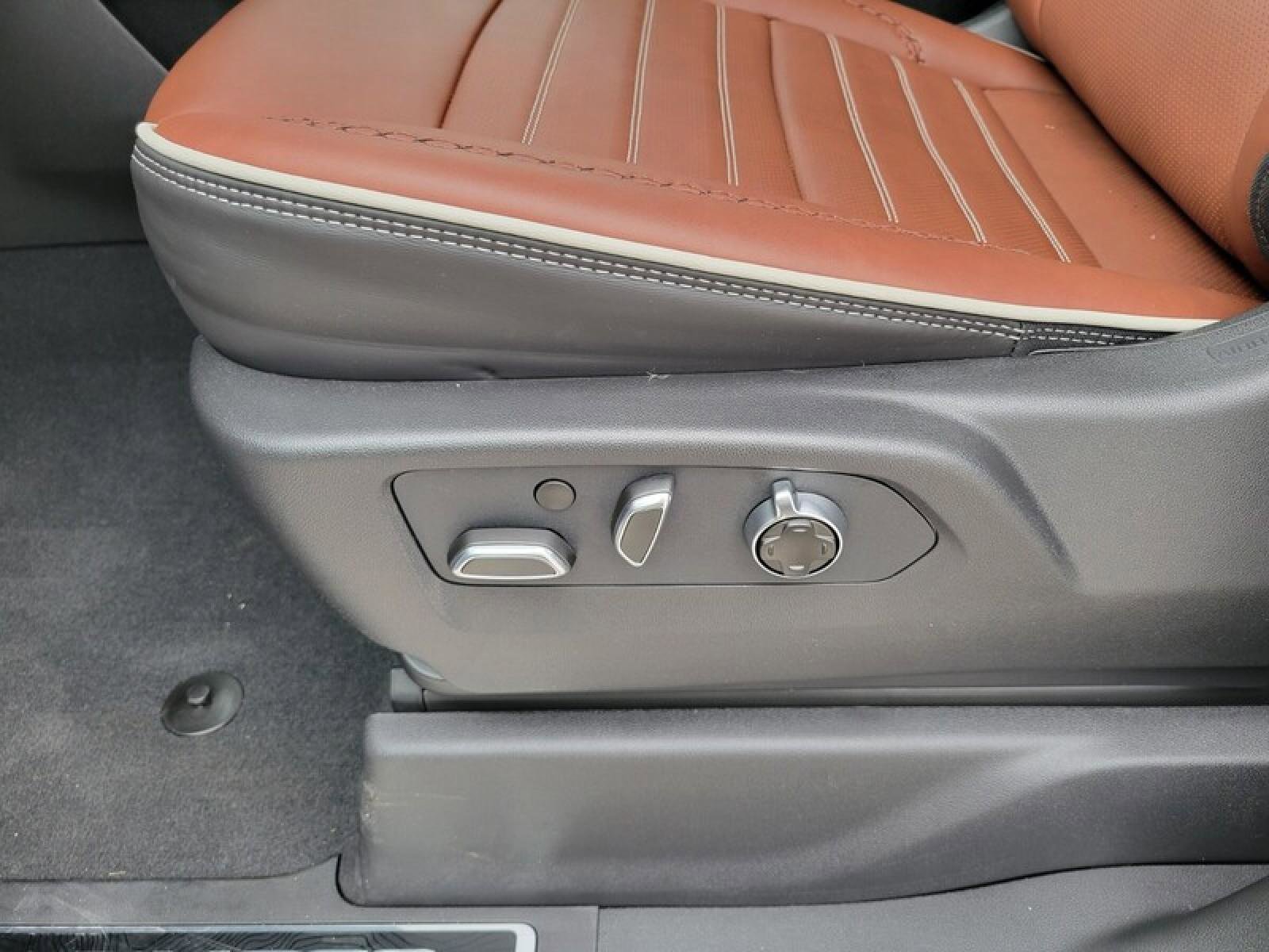 New 2026 GMC Sierra 3500 Denali Ultimate image 26