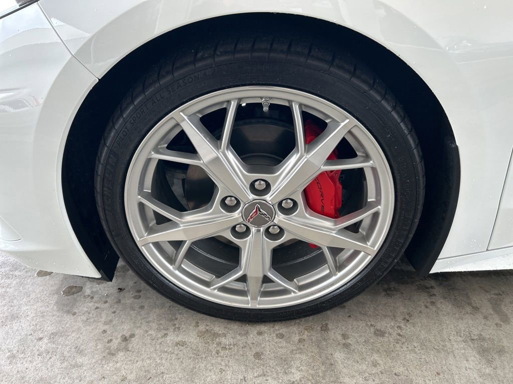 Used 2021 Chevrolet Corvette Stingray Preferred Cpe w/ Chrome Exterior Badge Package image 14