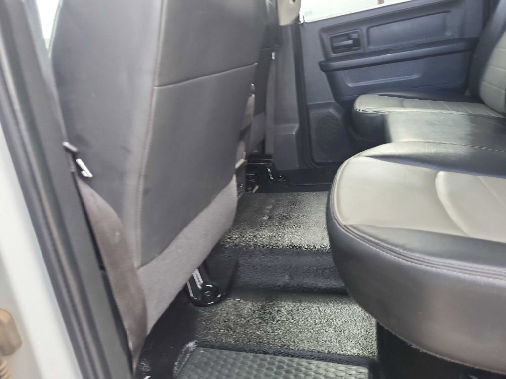 Used 2011 RAM 2500 ST w/ Cold Weather Group image 15