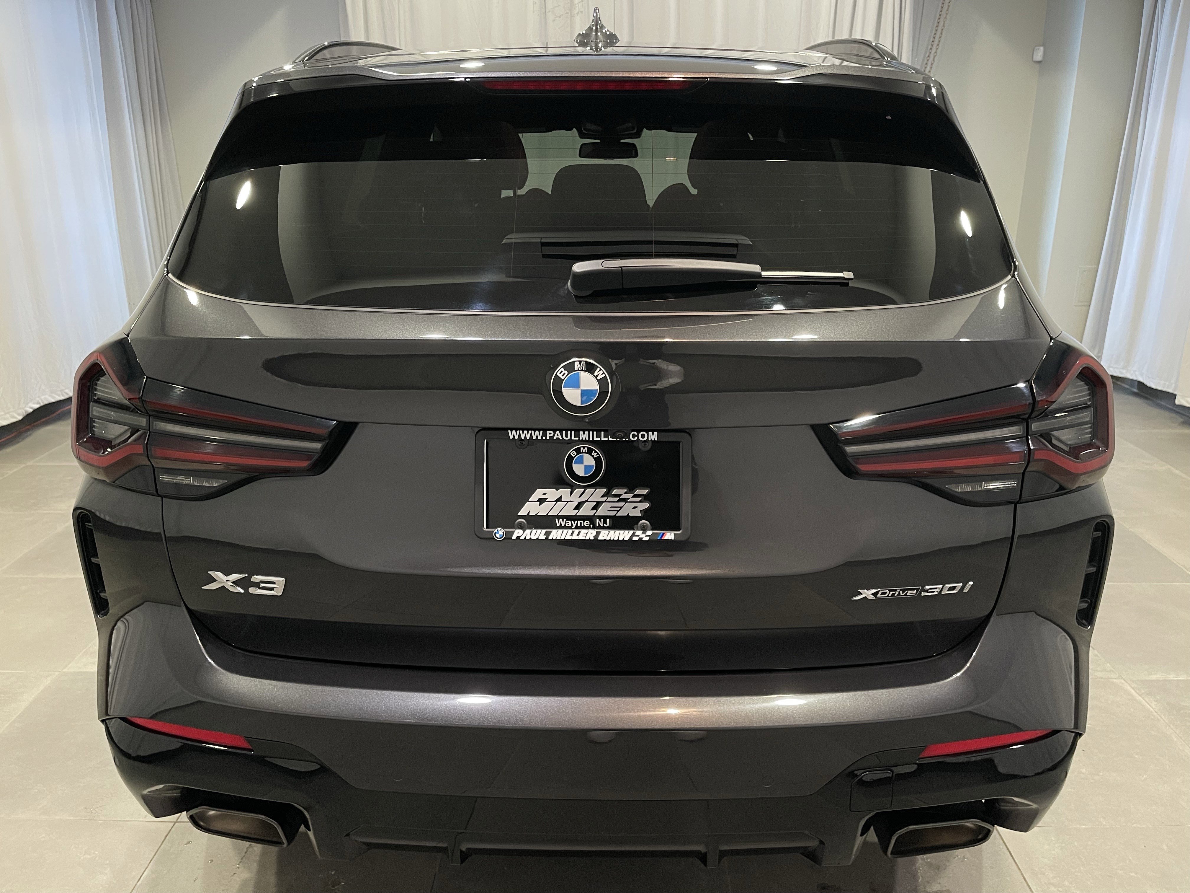 Certified 2024 BMW X3 xDrive30i w/ Premium Package image 5