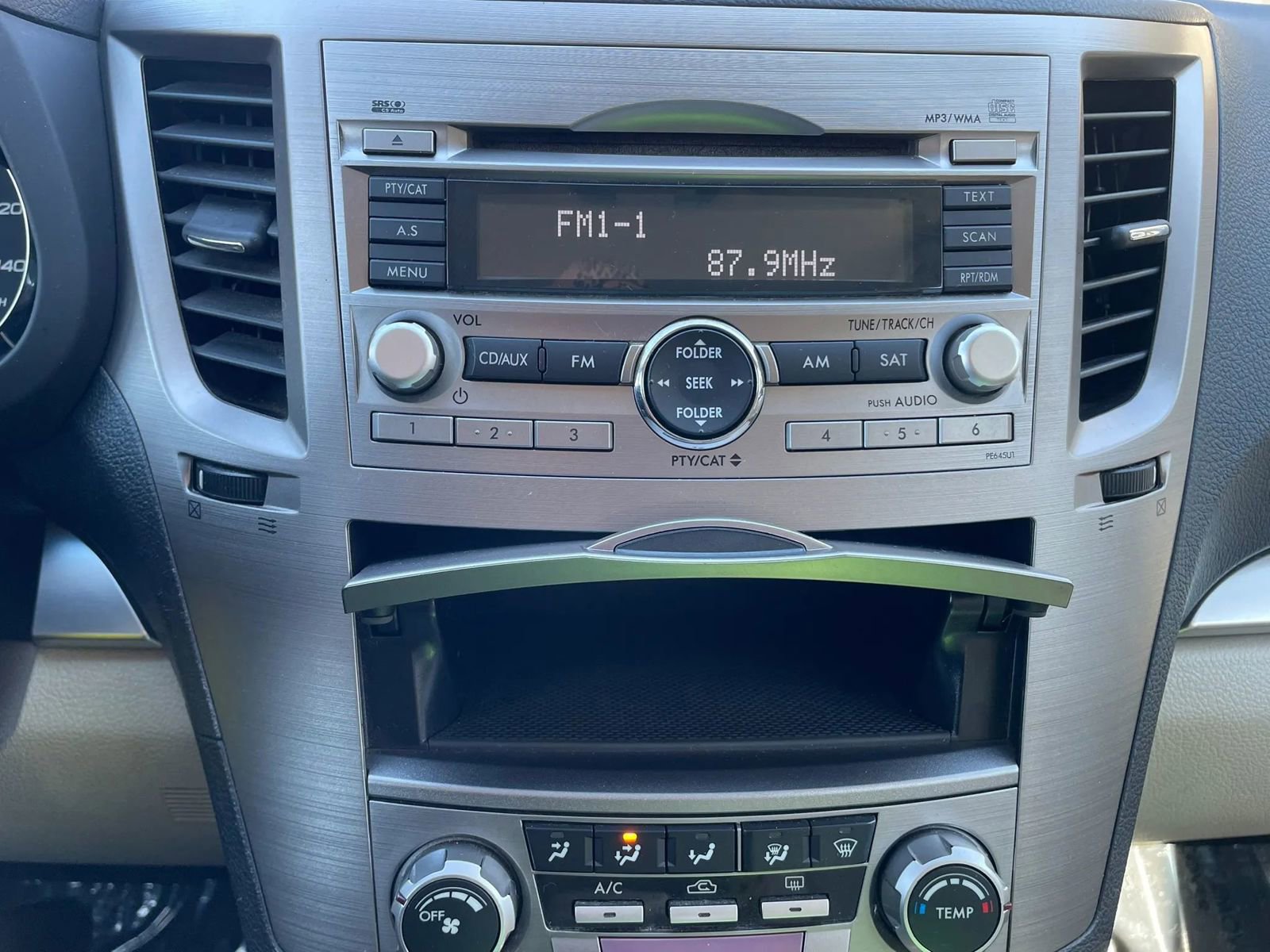 Used 2011 Subaru Outback 2.5i Premium w/ All-Weather Pkg image 13