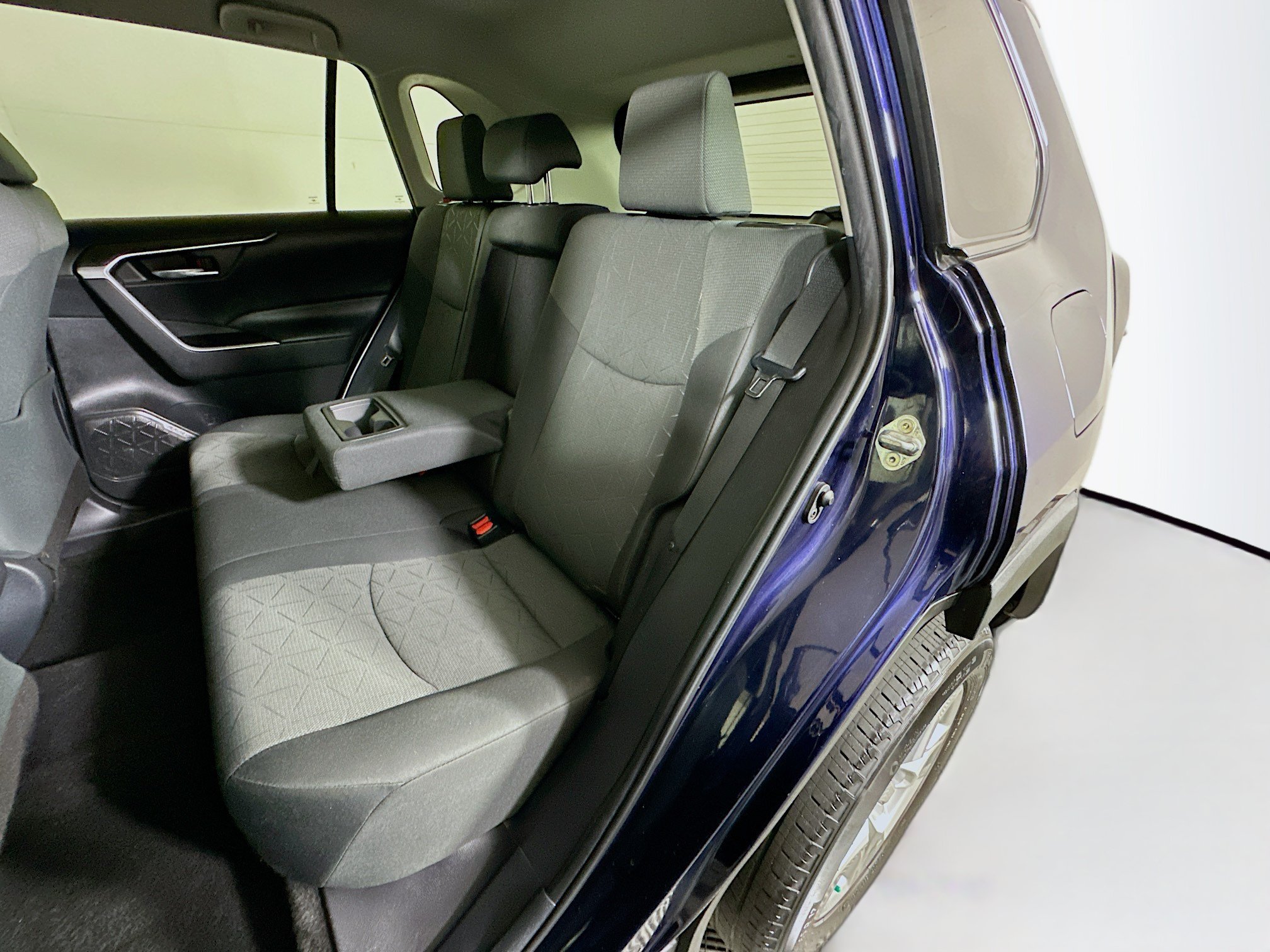 Used 2021 Toyota RAV4 XLE FWD image 26