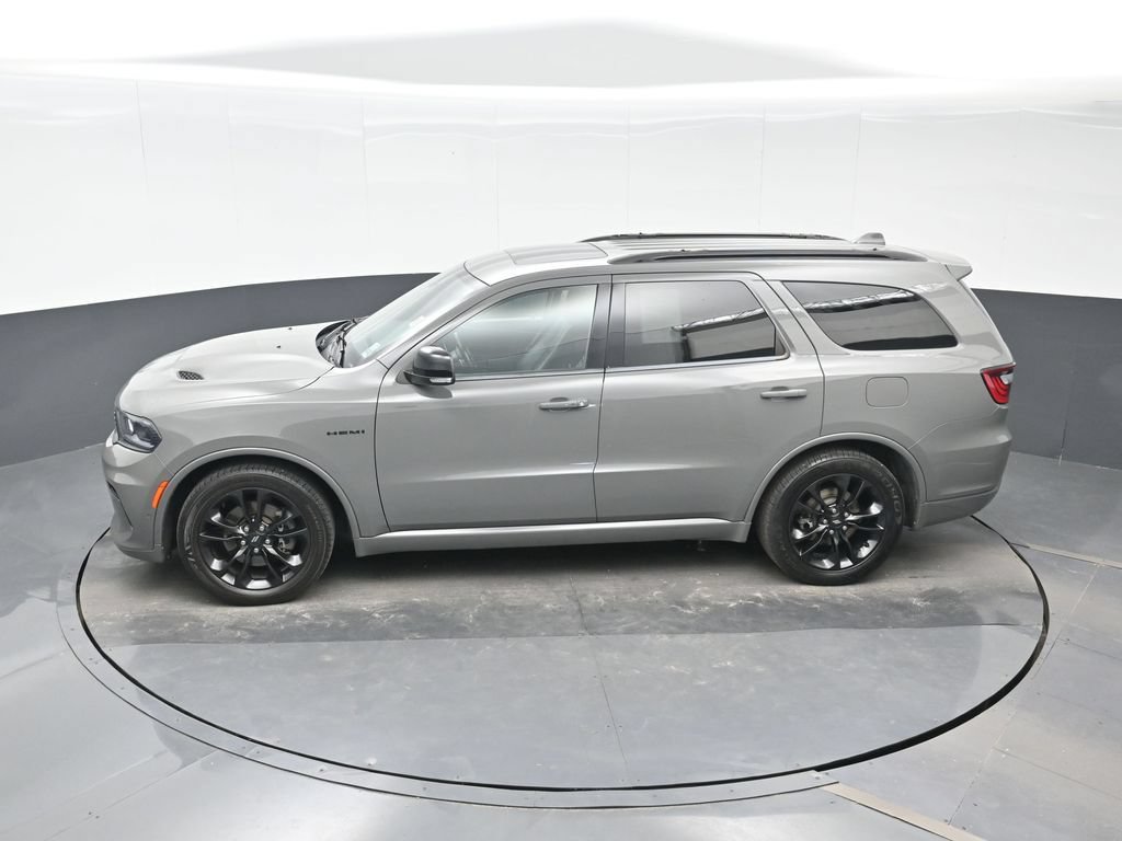 Used 2021 Dodge Durango R/T w/ Blacktop Package AWD/4WD image 18