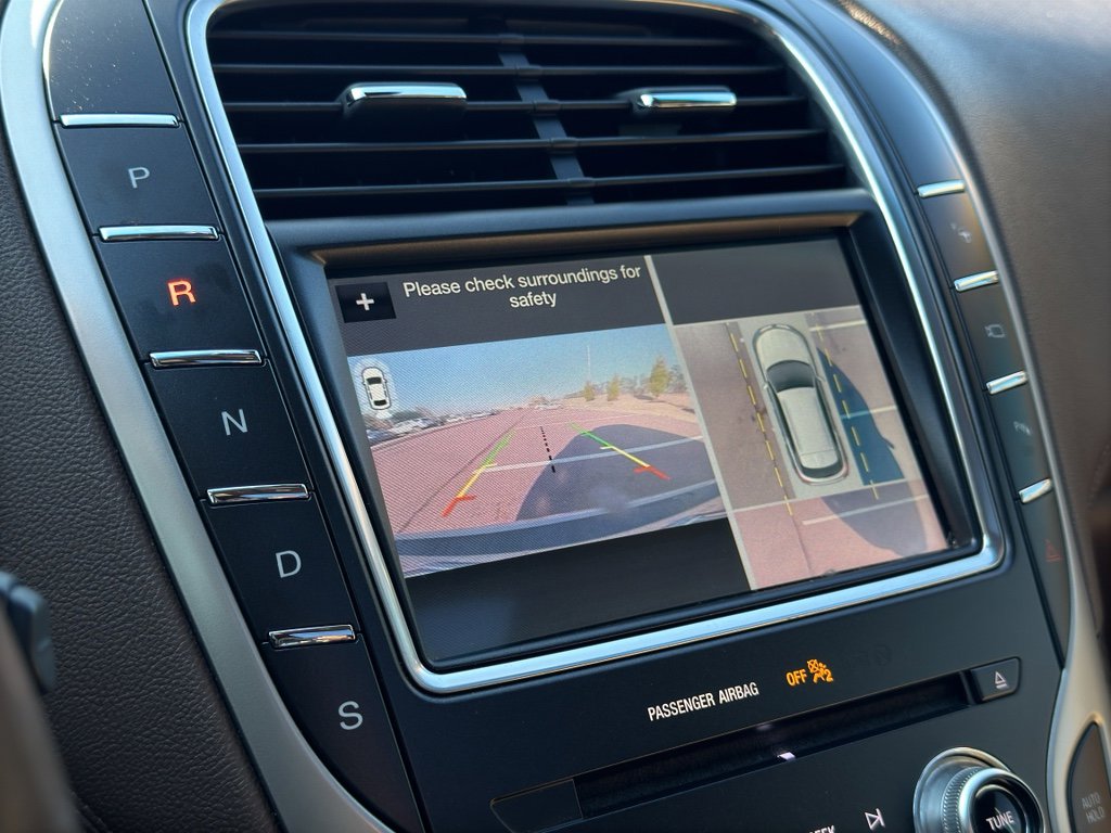 Used 2018 Lincoln MKX Reserve w/ Driver Assistance Package image 22