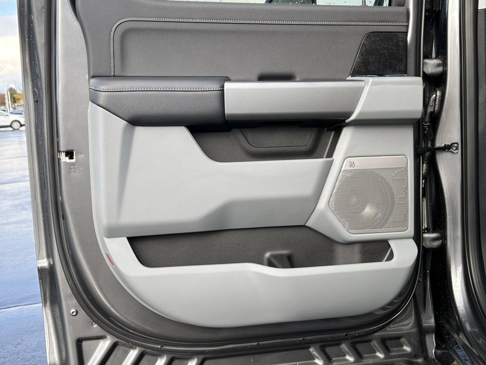 New 2026 Ford F250 4x4 Crew Cab Super Duty image 36