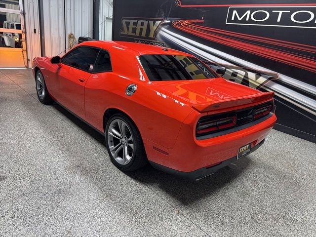 Used 2020 Dodge Challenger R/T RWD image 16