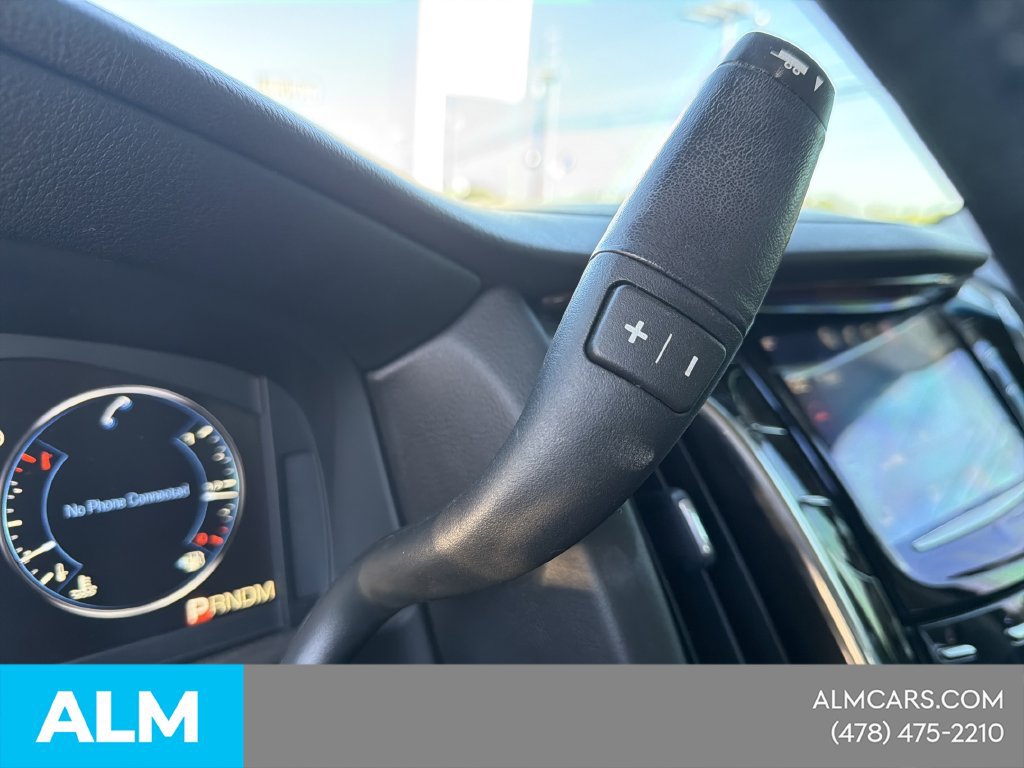 Used 2015 Cadillac Escalade Luxury RWD image 14