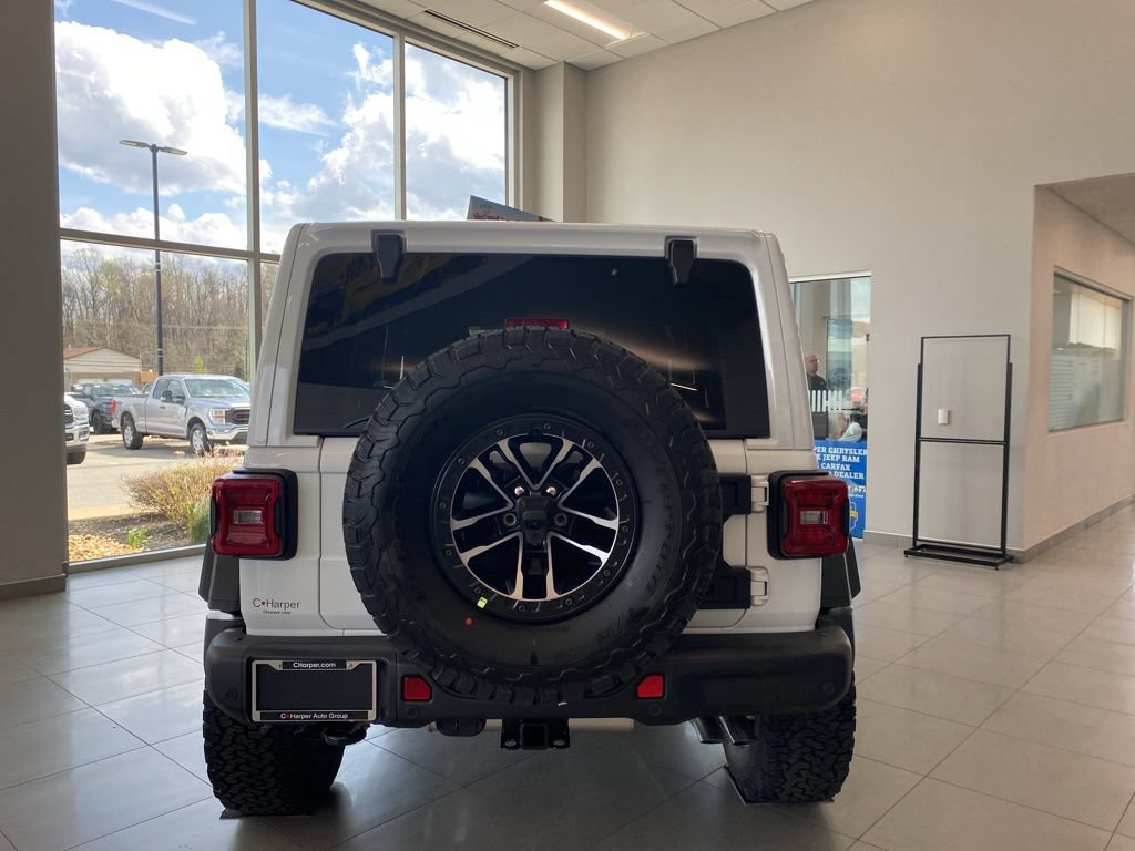 New 2026 Jeep Wrangler Unlimited Rubicon 392 w/ Quick Order Package 27X Moab AWD/4WD image 3