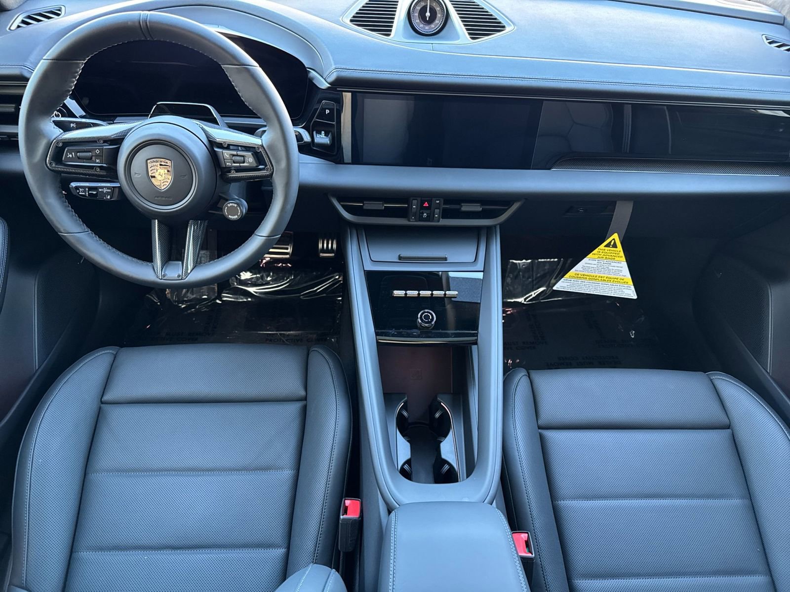 New 2026 Porsche Macan Turbo Electric image 6