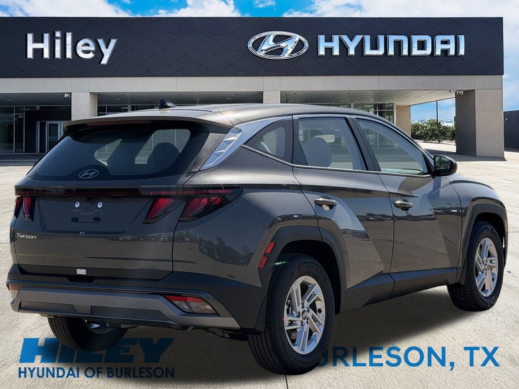 New 2026 Hyundai Tucson SE image 4