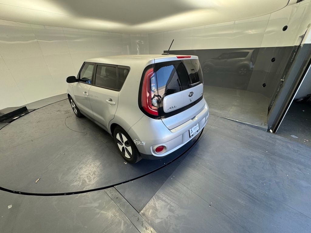 Used 2016 Kia Soul EV image 3