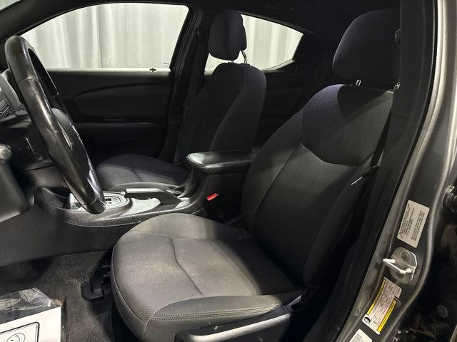 Used 2012 Dodge Avenger SXT FWD image 7