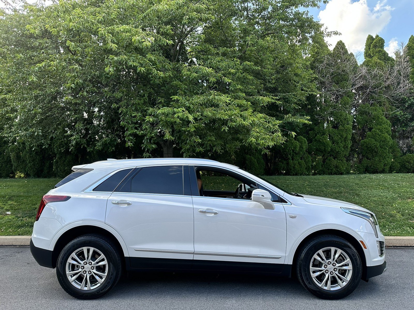 Used 2020 Cadillac XT5 Premium Luxury AWD/4WD image 48