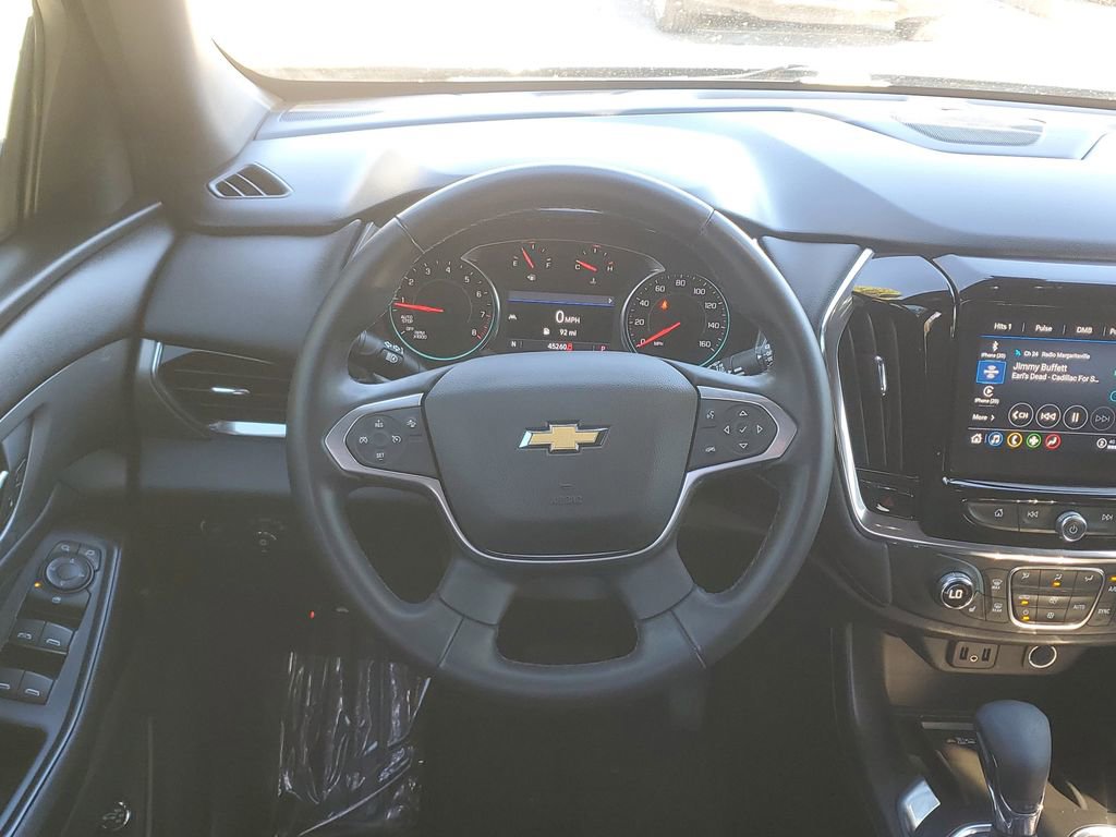 Used 2023 Chevrolet Traverse LT image 21