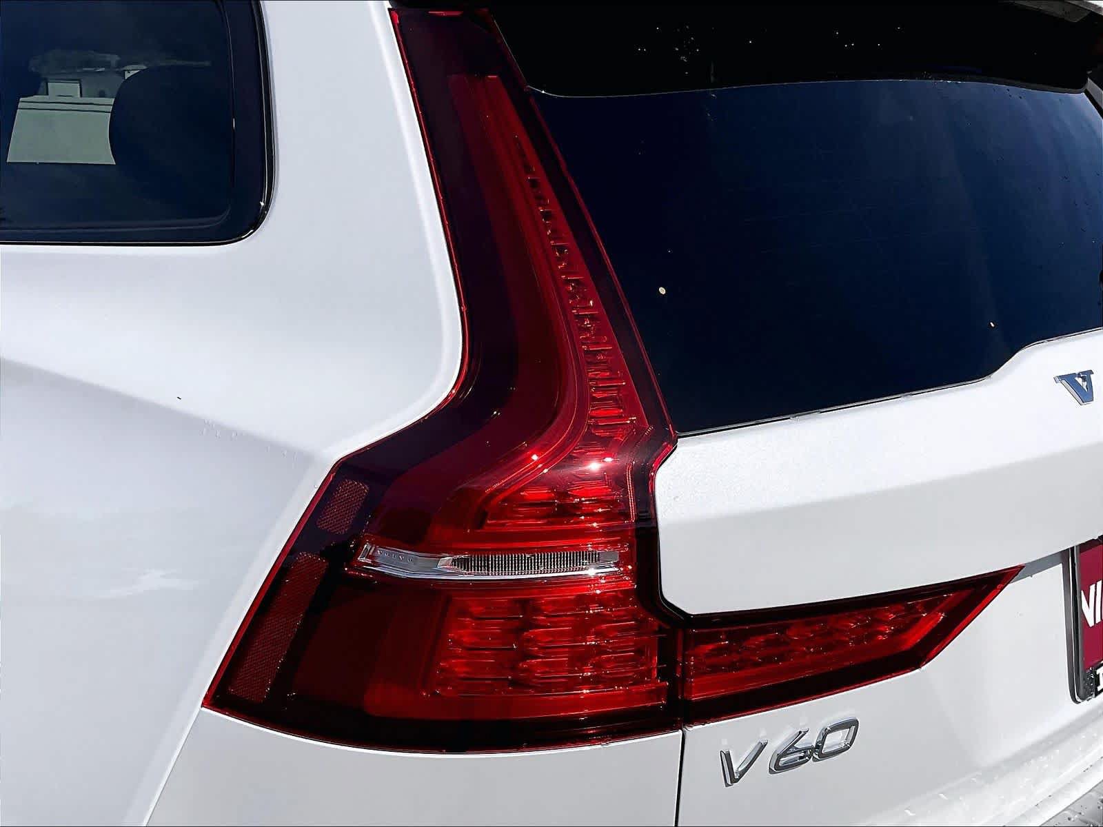 New 2026 Volvo V60 B5 Cross Country Plus w/ Protection Package Premier AWD/4WD image 25