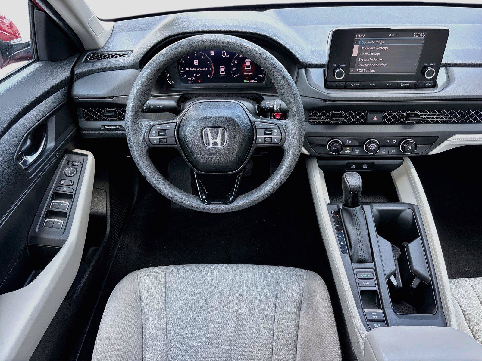 Certified 2025 Honda Accord LX image 23