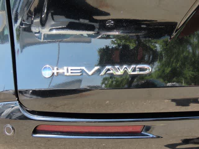 Used 2025 Toyota Sienna Platinum AWD/4WD image 9