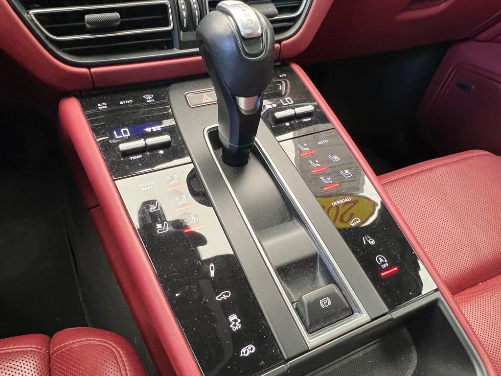 Certified 2022 Porsche Macan GTS image 11