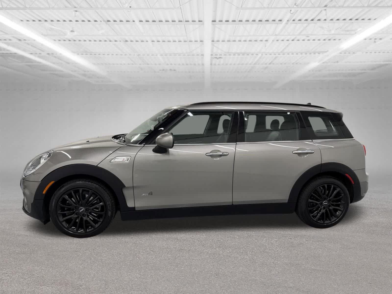 Used 2019 MINI Cooper Clubman S w/ Storage Package AWD/4WD image 2
