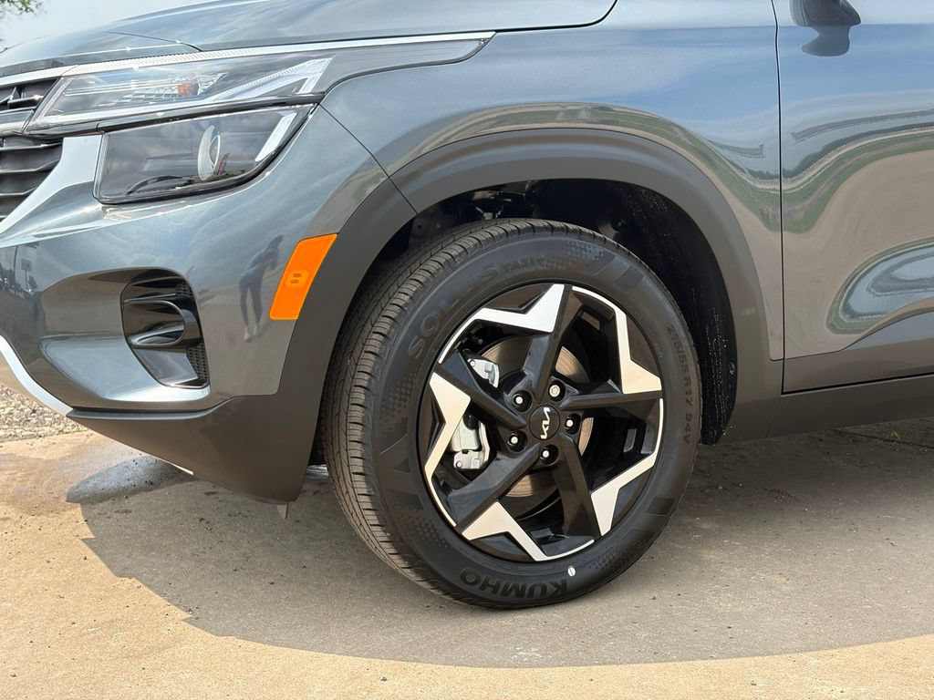 New 2026 Kia Seltos EX FWD image 9