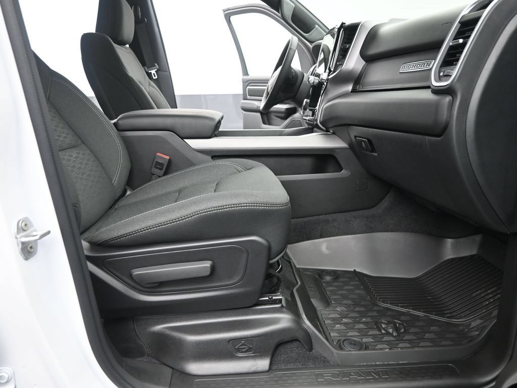 New 2026 RAM 1500 Big Horn AWD/4WD image 18