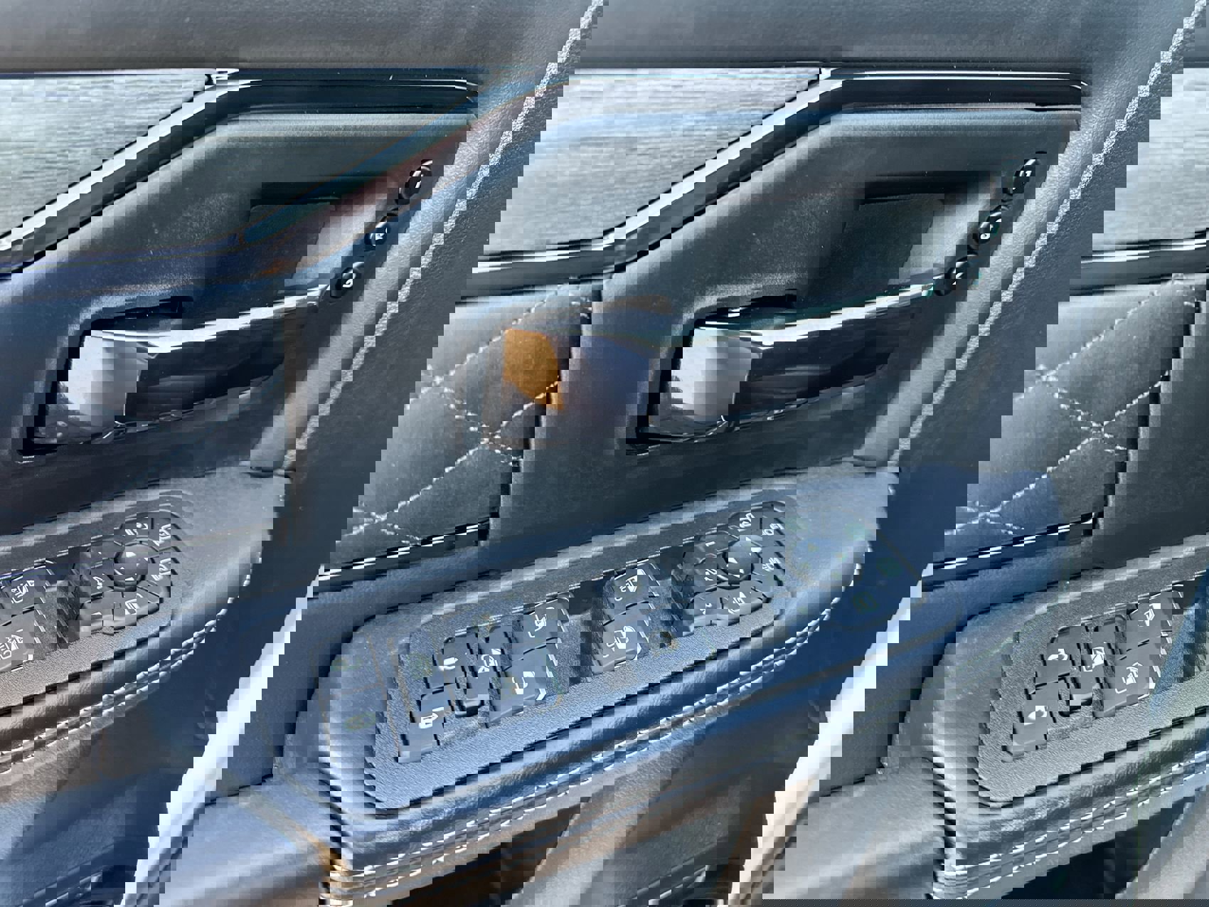 Used 2025 RAM 2500 Limited image 13