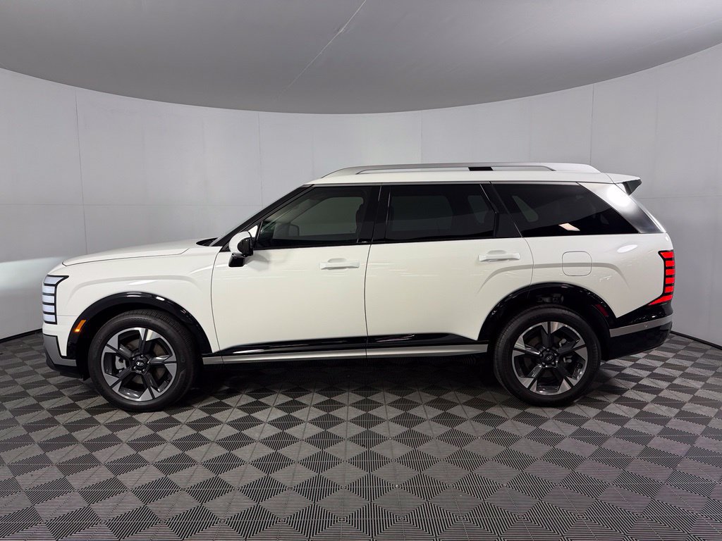 Used 2026 Hyundai Palisade Limited AWD/4WD image 11