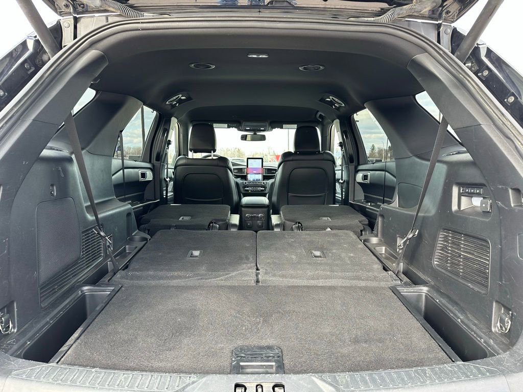 Used 2020 Ford Explorer ST w/ Premium Technology Package image 11