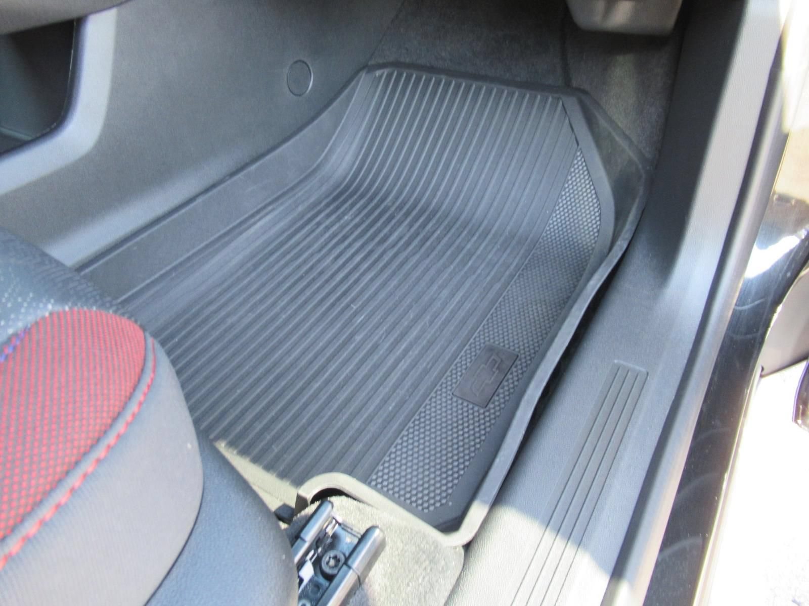Used 2026 Chevrolet Equinox RS w/ Safety and Technology Package FWD image 37