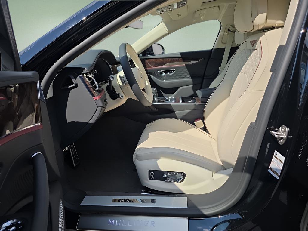 New 2025 Bentley Flying Spur Plug-In Hybrid AWD/4WD image 19
