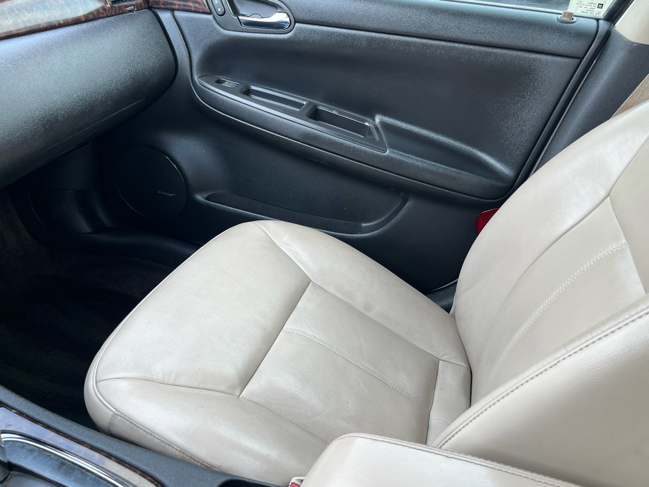 Used 2015 Chevrolet Impala LTZ FWD image 21