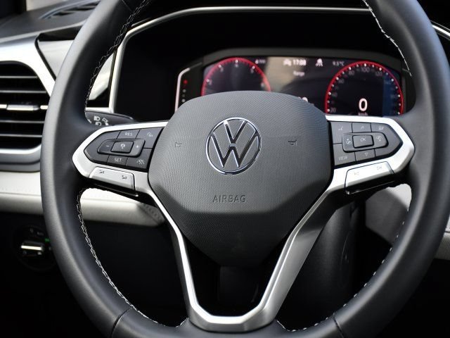 New 2026 Volkswagen Taos SEL AWD/4WD image 23