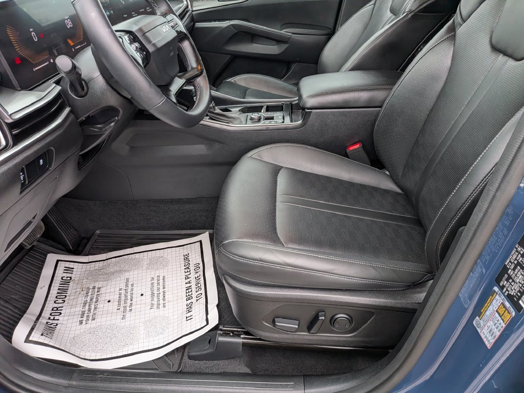 Used 2026 Kia Sorento S FWD image 17
